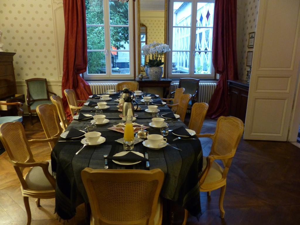 Maison D'Hotes La Corne D'Or 阿拉斯 外观 照片